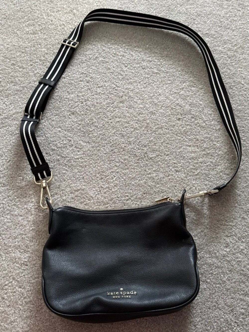 Kate Spade Rosie Small Crossbody in Black